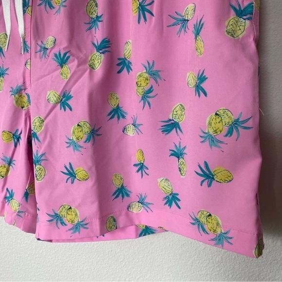 Chubbies | The Quick Dips 5.5” Lined Classic Stretch Swim Trunks NWT XXL - Picture 3 of 7